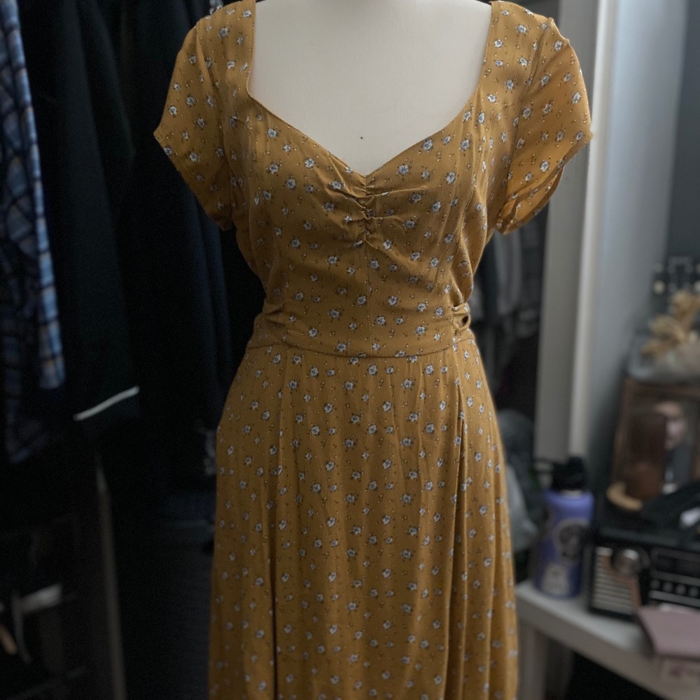 Abercrombie & Fitch Yellow Floral Dress Ties Size Medium